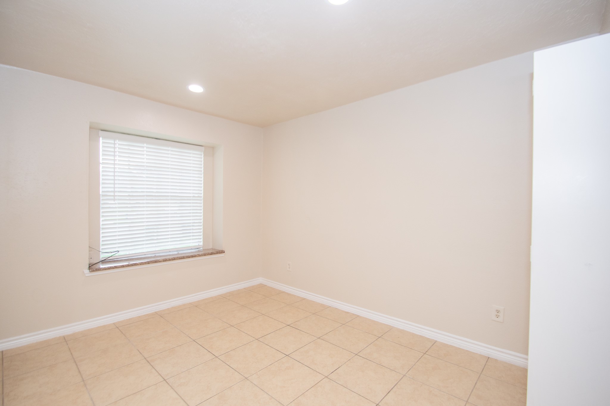 6710 Stiller Drive Property Photo 10
