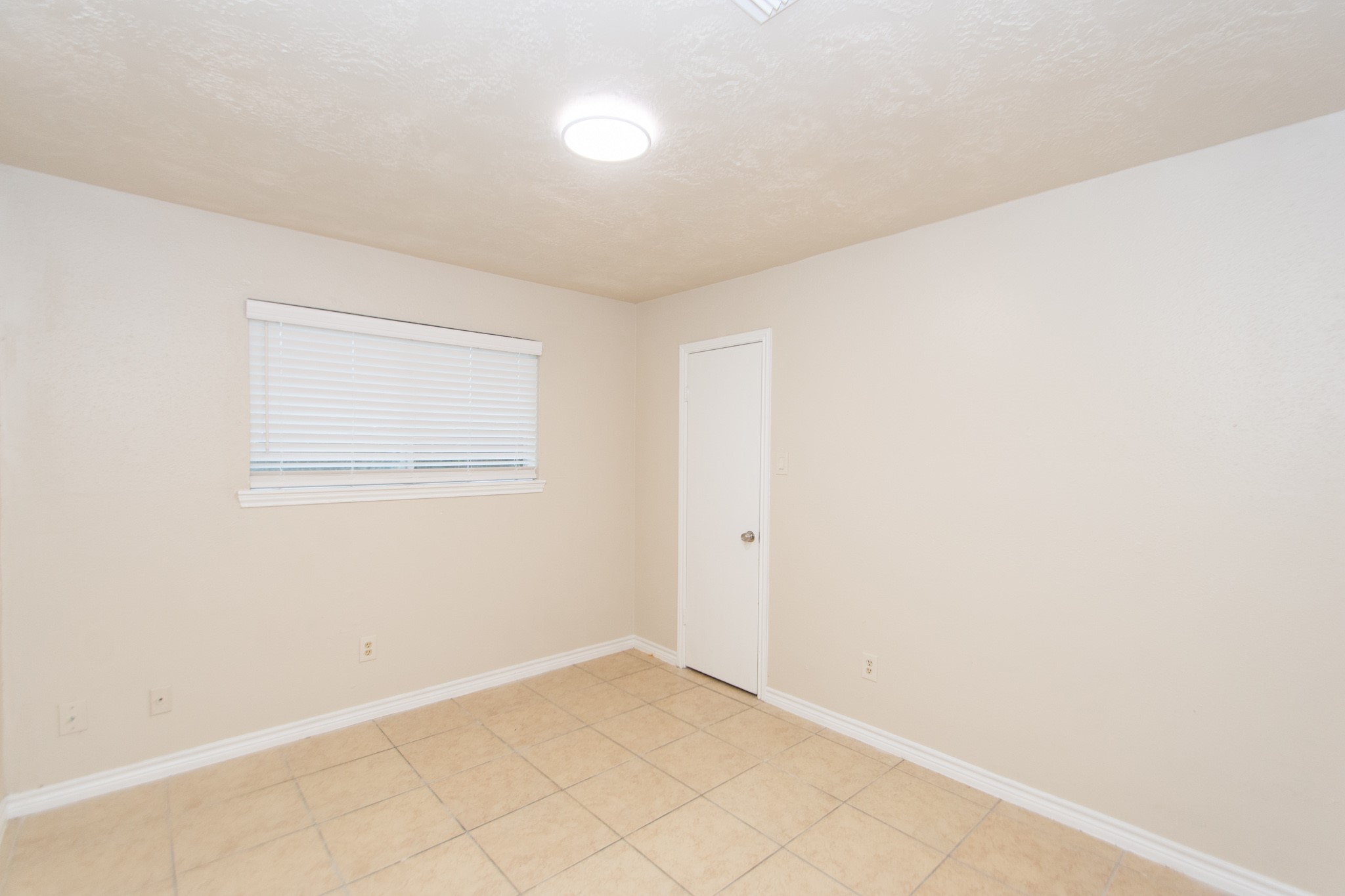 6710 Stiller Drive Property Photo 13