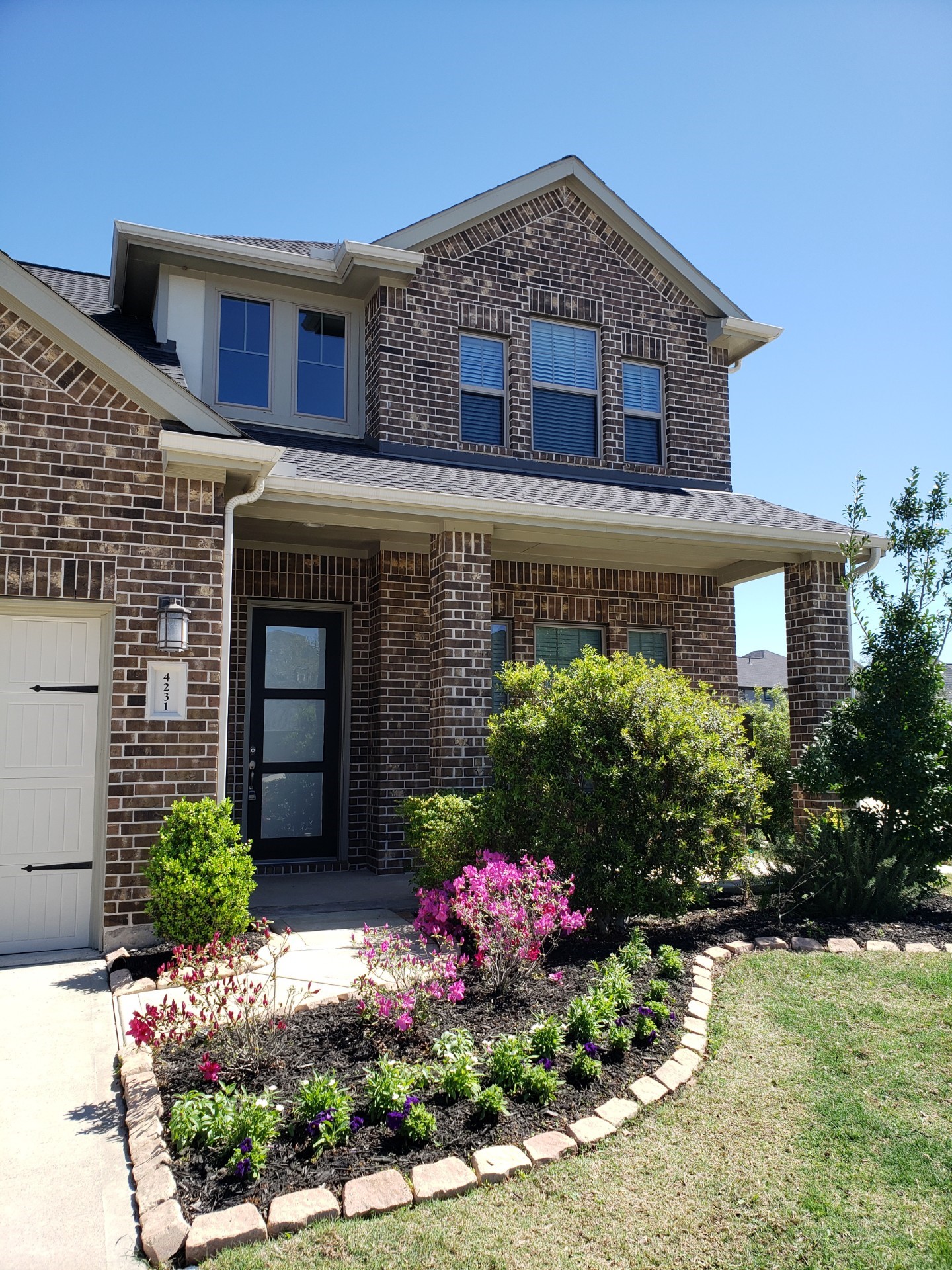 4231 Maple Glen Drive Property Photo 3