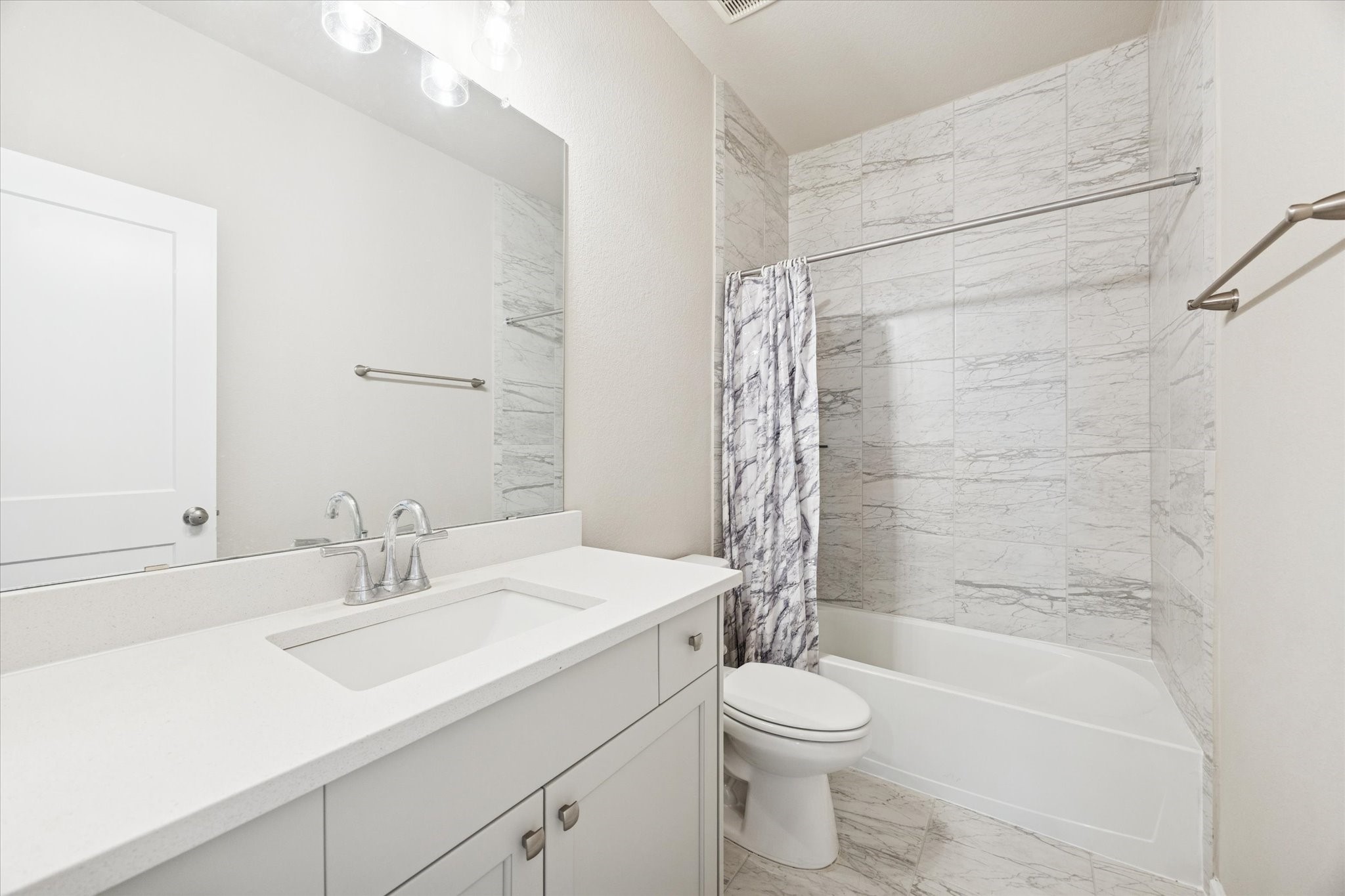 4231 Maple Glen Drive Property Photo 17