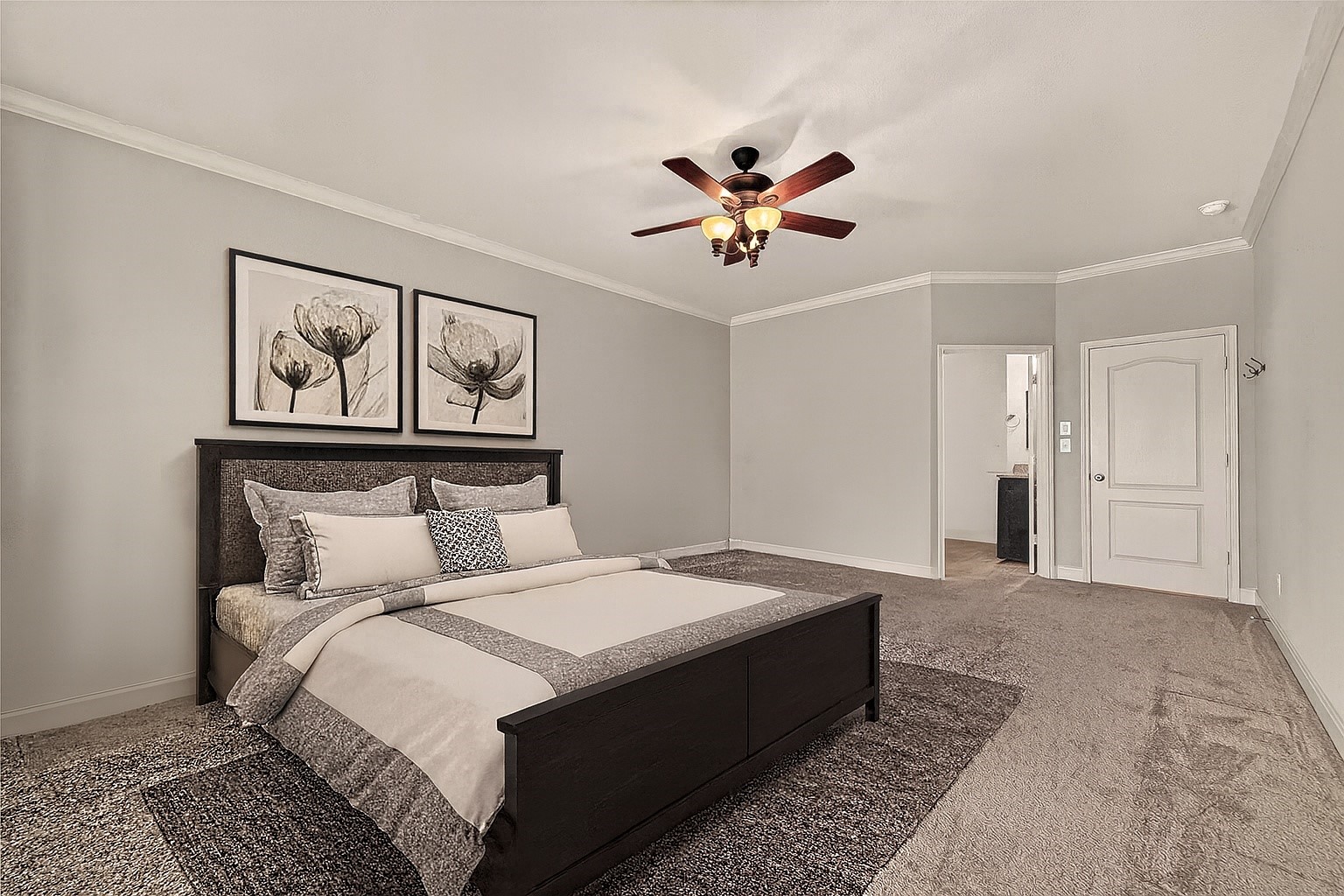 17619 Murrayfield Court Property Photo 4