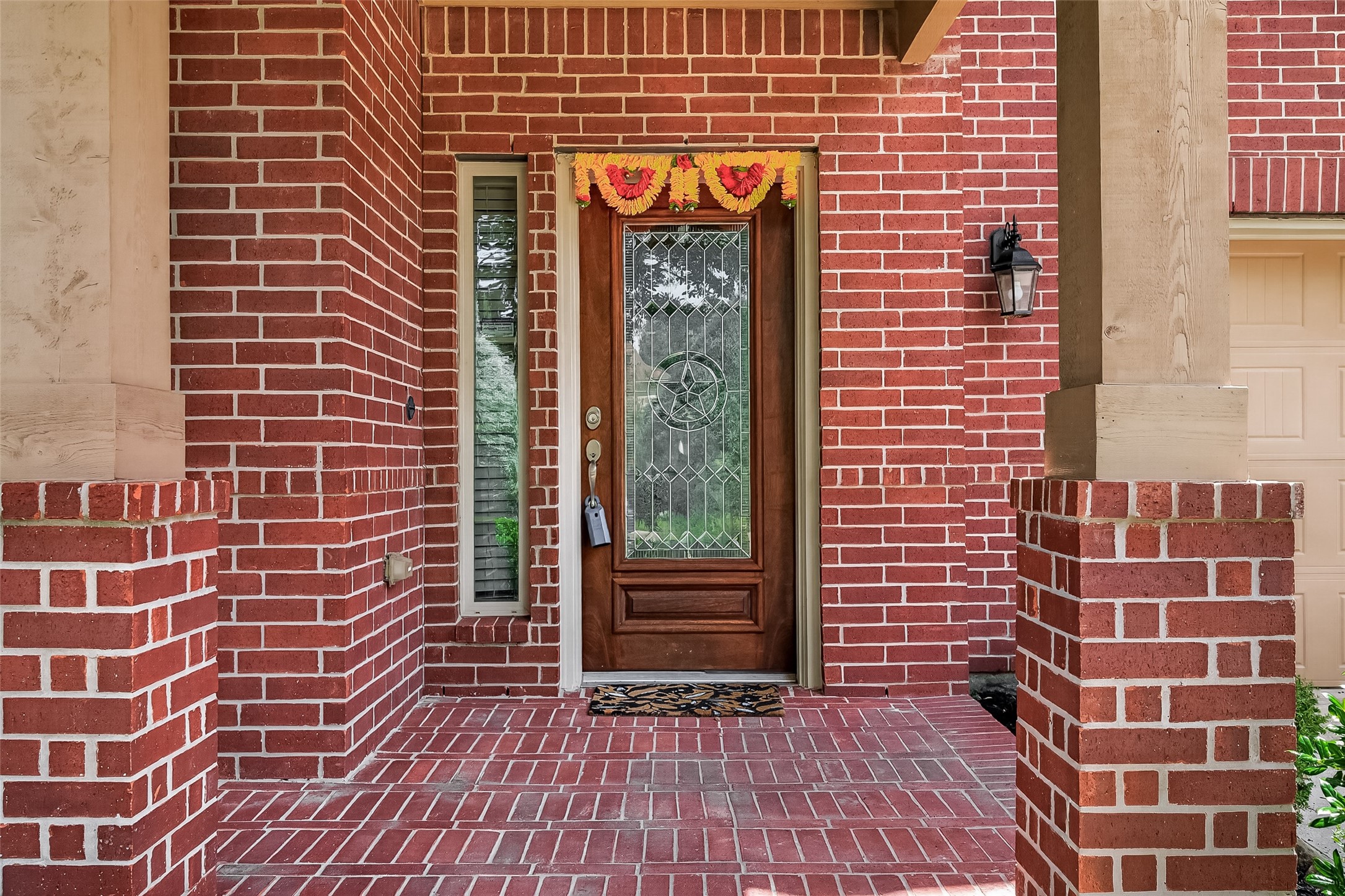 17619 Murrayfield Court Property Photo 14