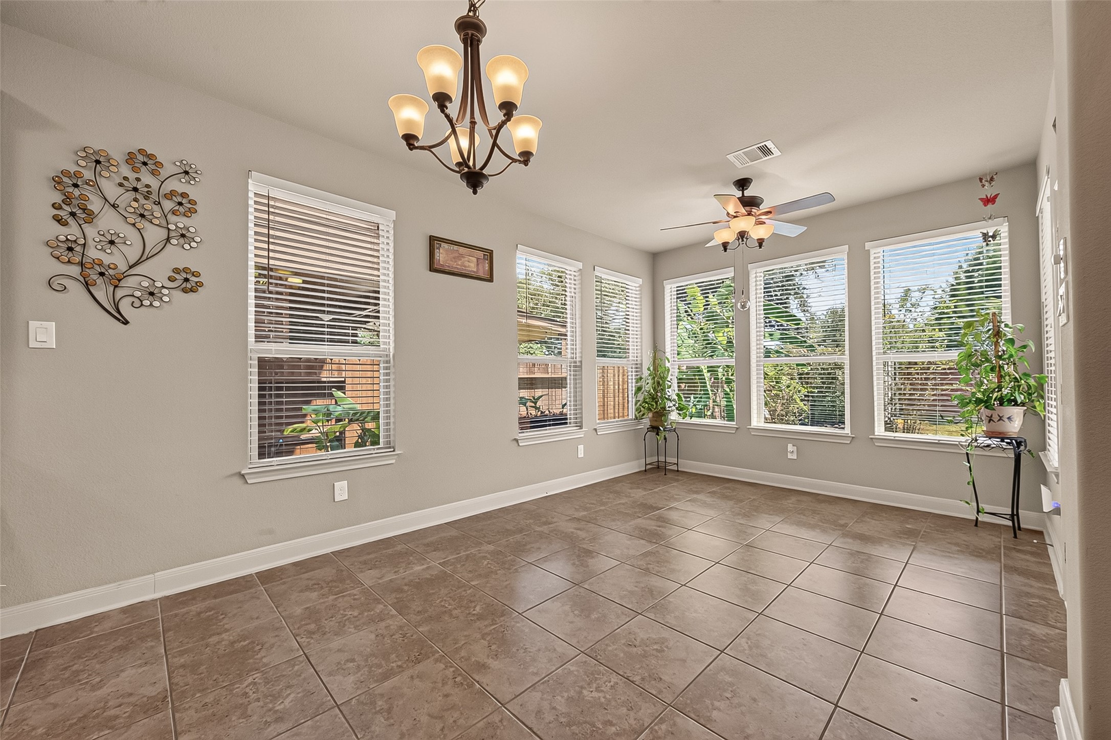 17619 Murrayfield Court Property Photo 21