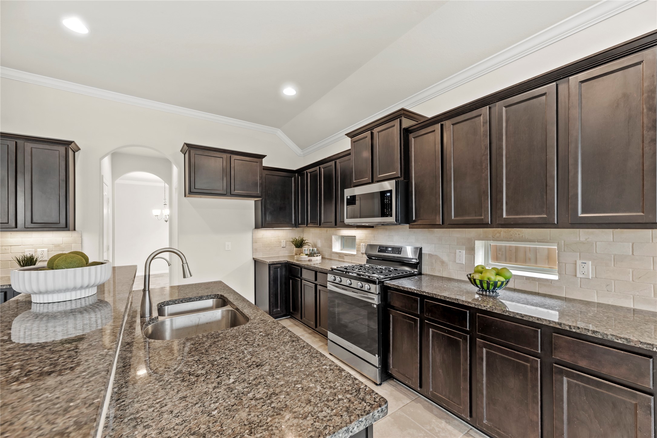 5205 Rainy Garden Court Property Photo 3