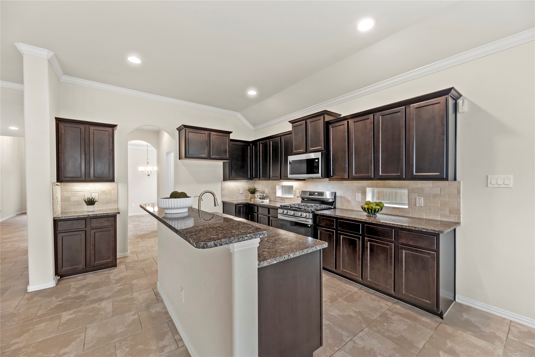 5205 Rainy Garden Court Property Photo 6