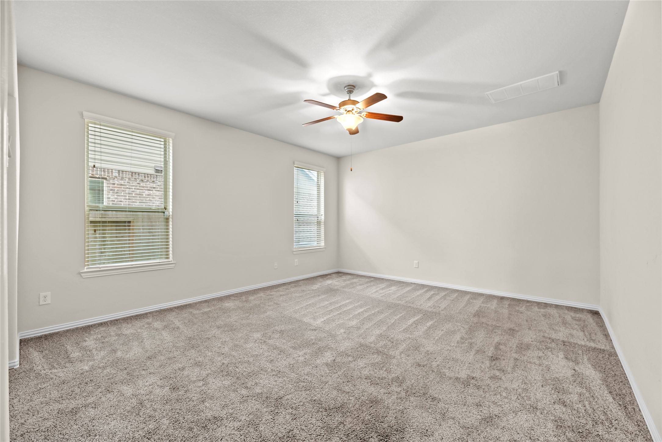 5205 Rainy Garden Court Property Photo 16