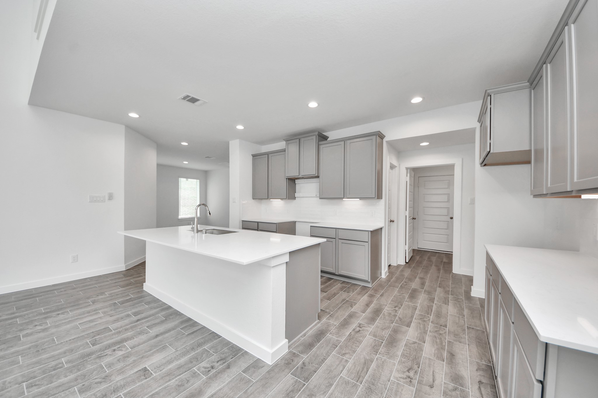 11810 Royal Willow Lane Property Photo 17