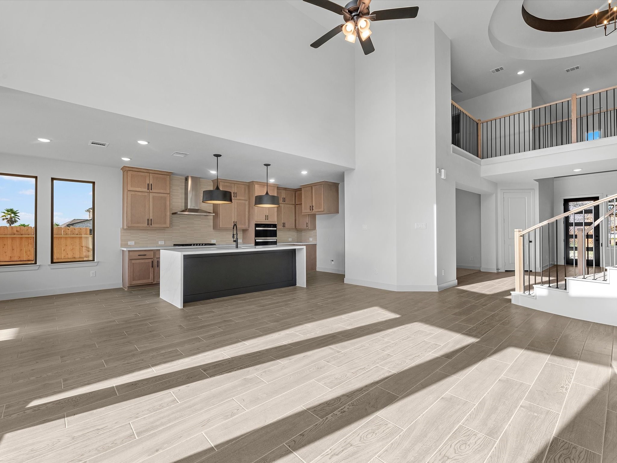 2802 Bolton Landing Drive Property Photo 6