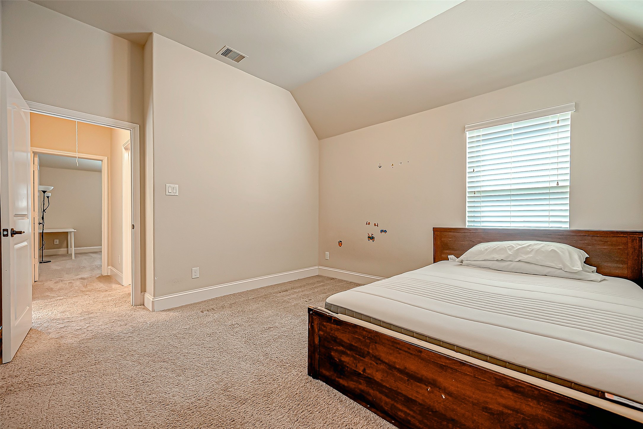 12604 Floral Park Lane Property Photo 29