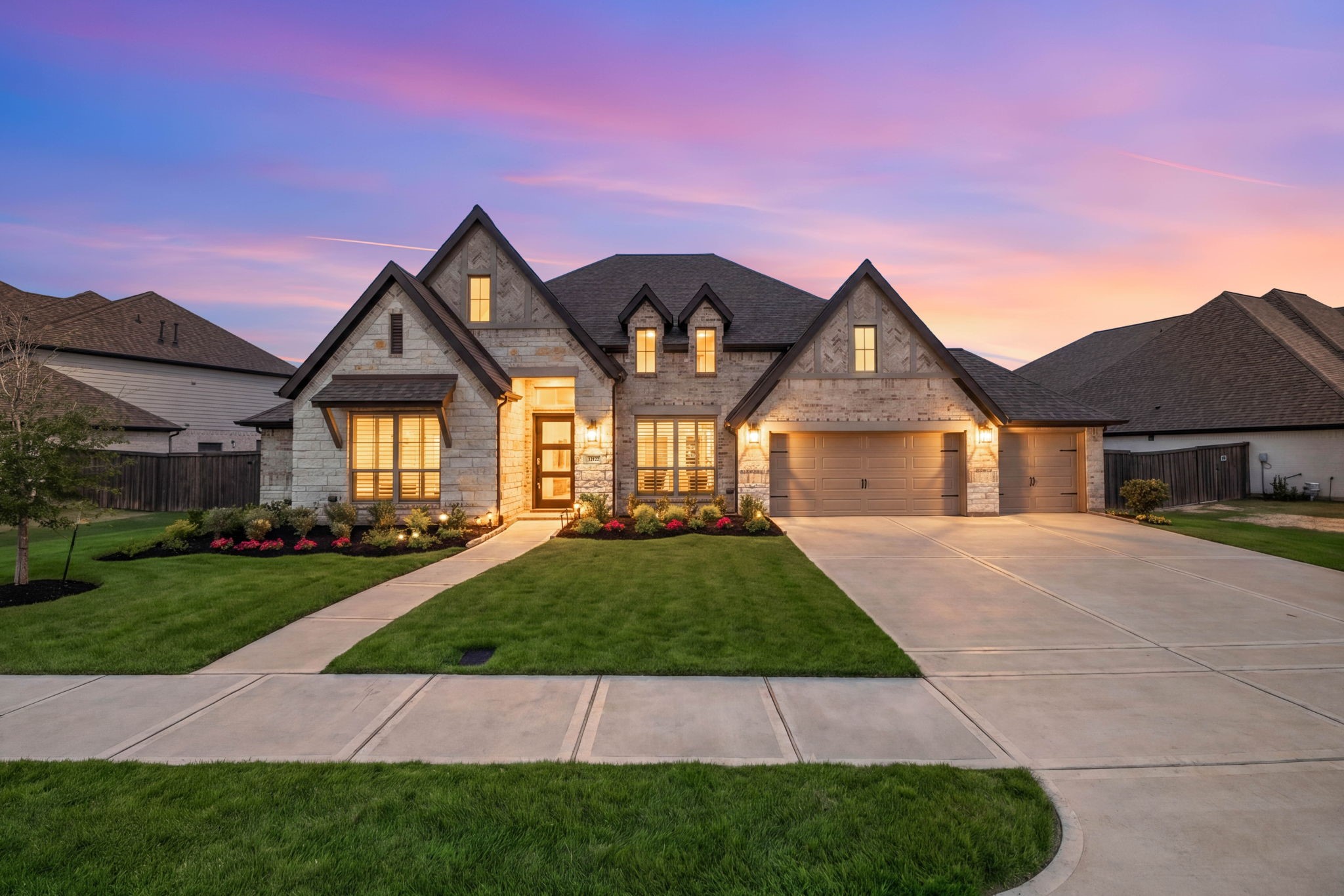 12122 Grassy Bend Drive Property Photo