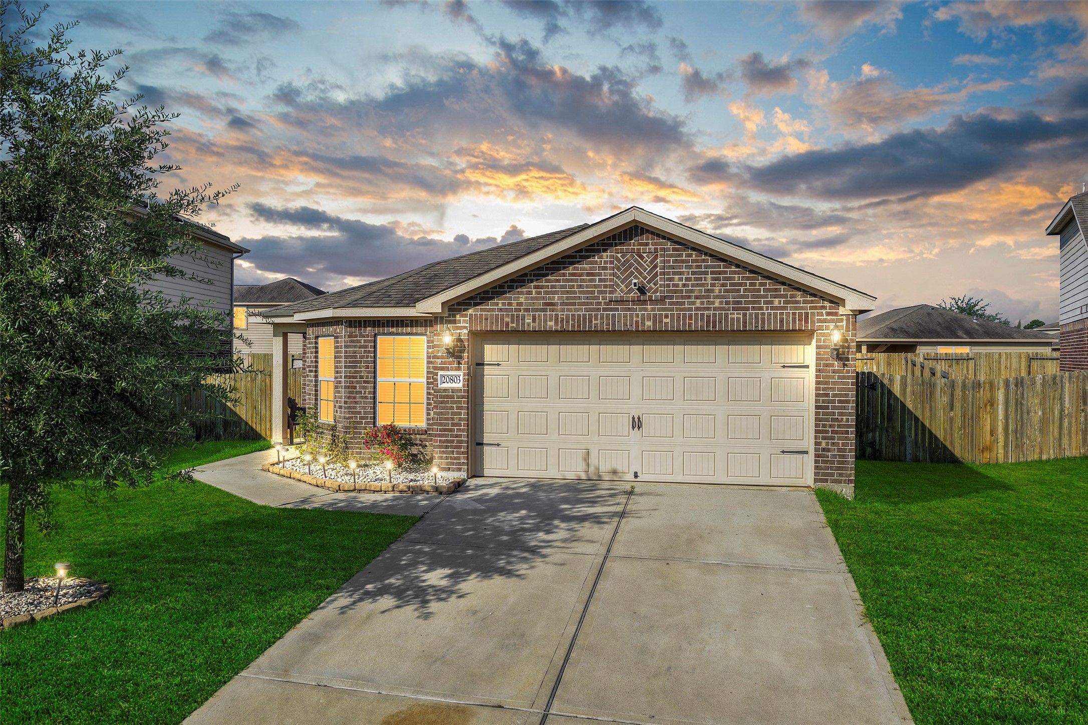 20803 Bastion Settle Drive Property Photo 1