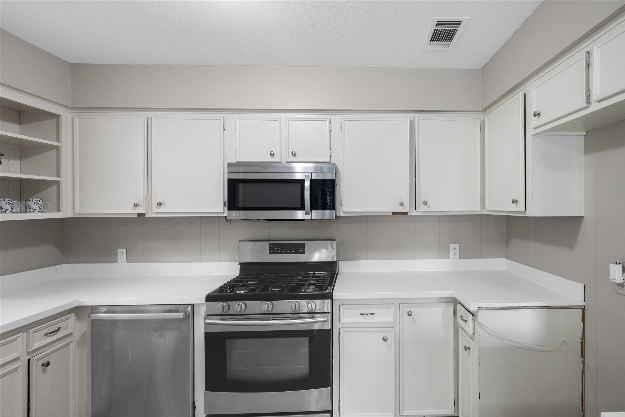3822 Avenue P Property Photo 9