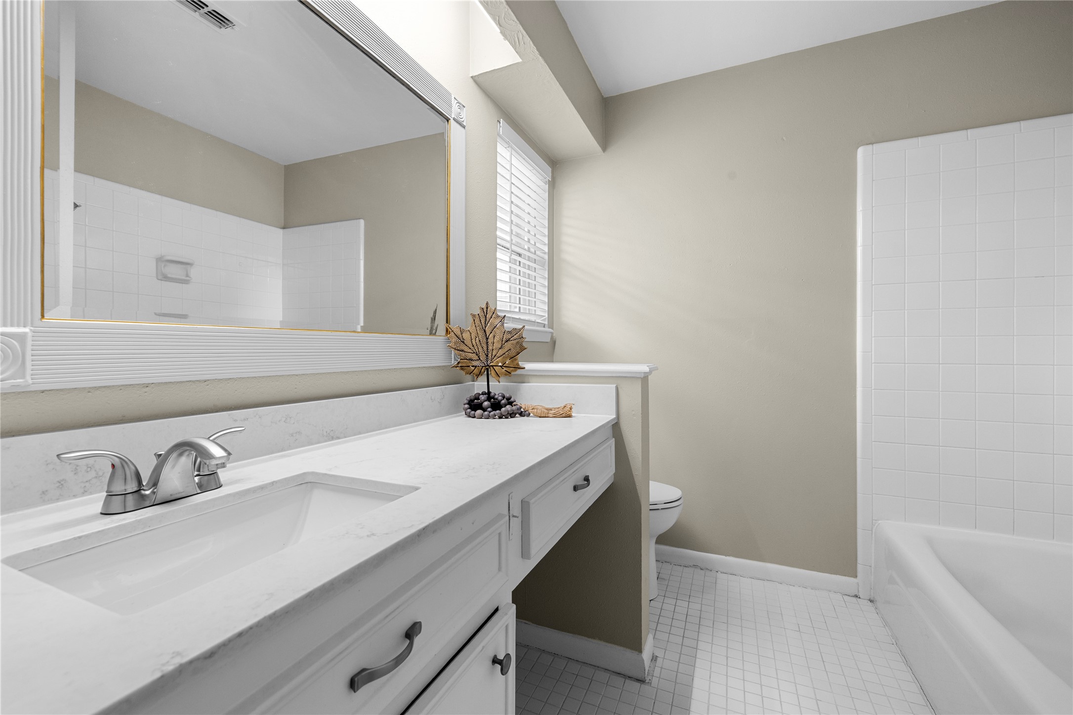 3822 Avenue P Property Photo 18