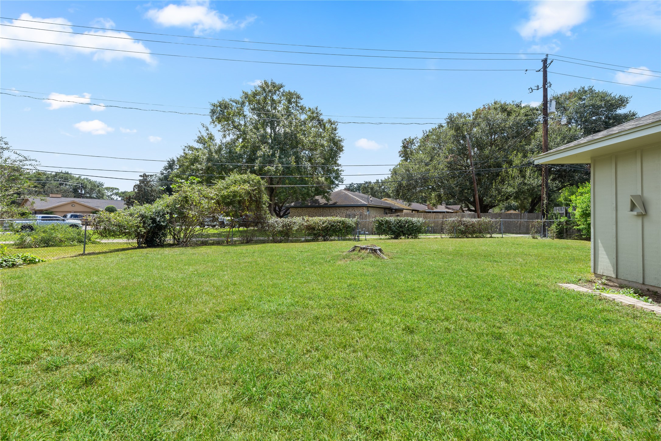 3822 Avenue P Property Photo 24