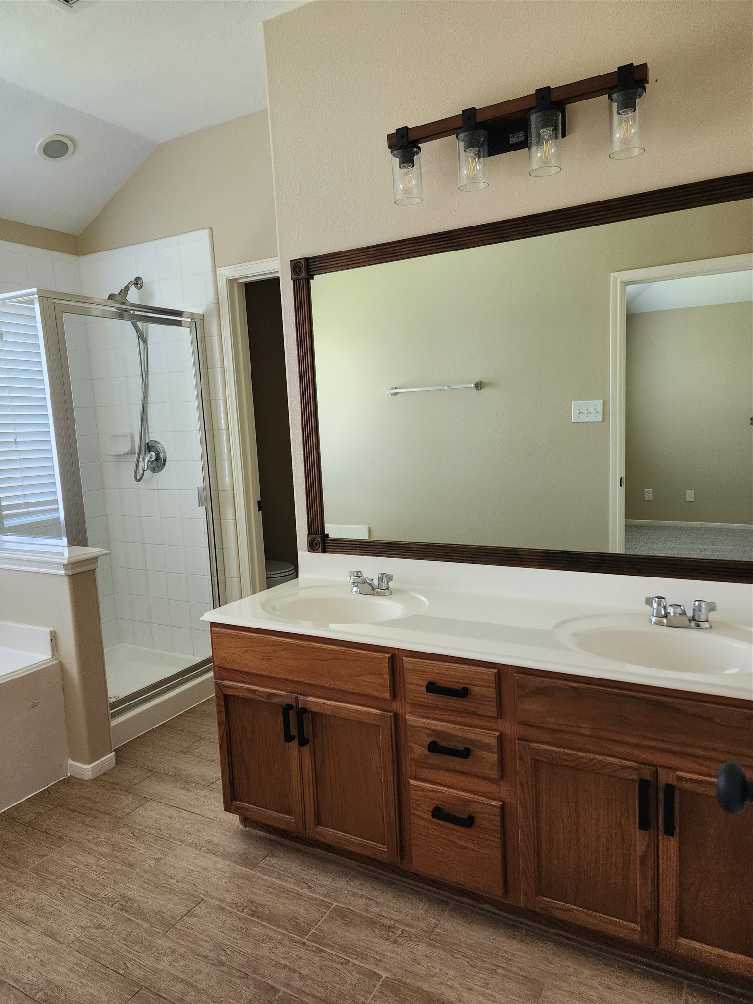 8006 Indian Desert Drive Property Photo 17