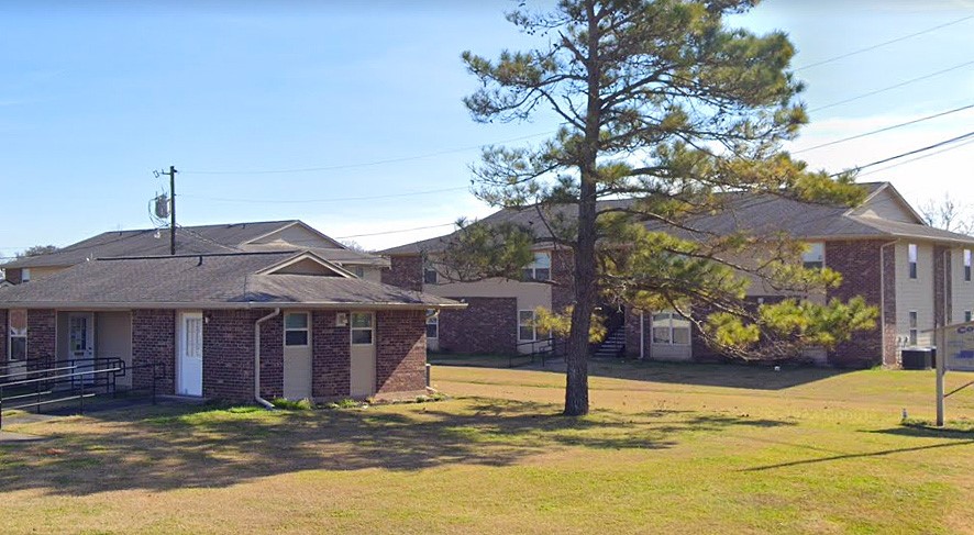 1008 Cottonwood Loop Property Photo 2