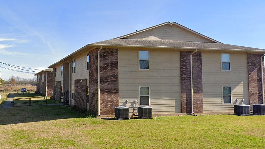1008 Cottonwood Loop Property Photo 4