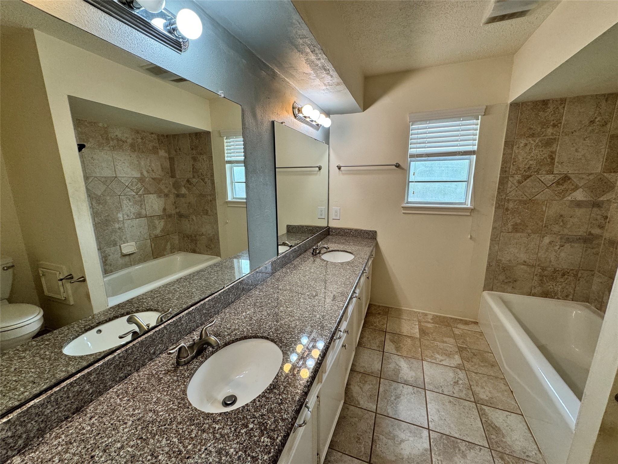 3815 Highpines Drive Property Photo 11