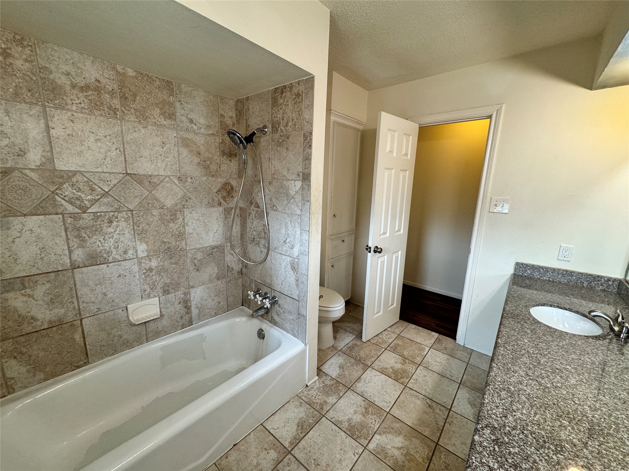 3815 Highpines Drive Property Photo 12
