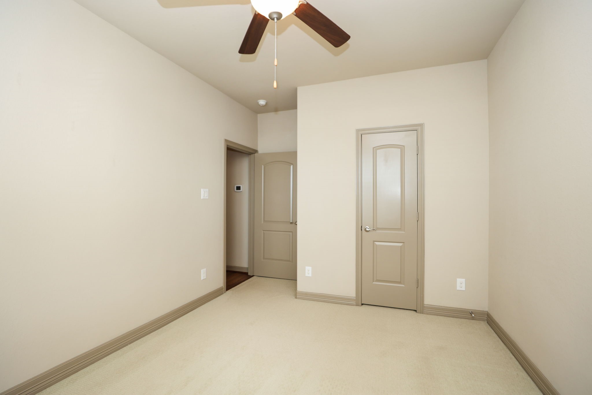 6705 Woodbend Park S Property Photo 31