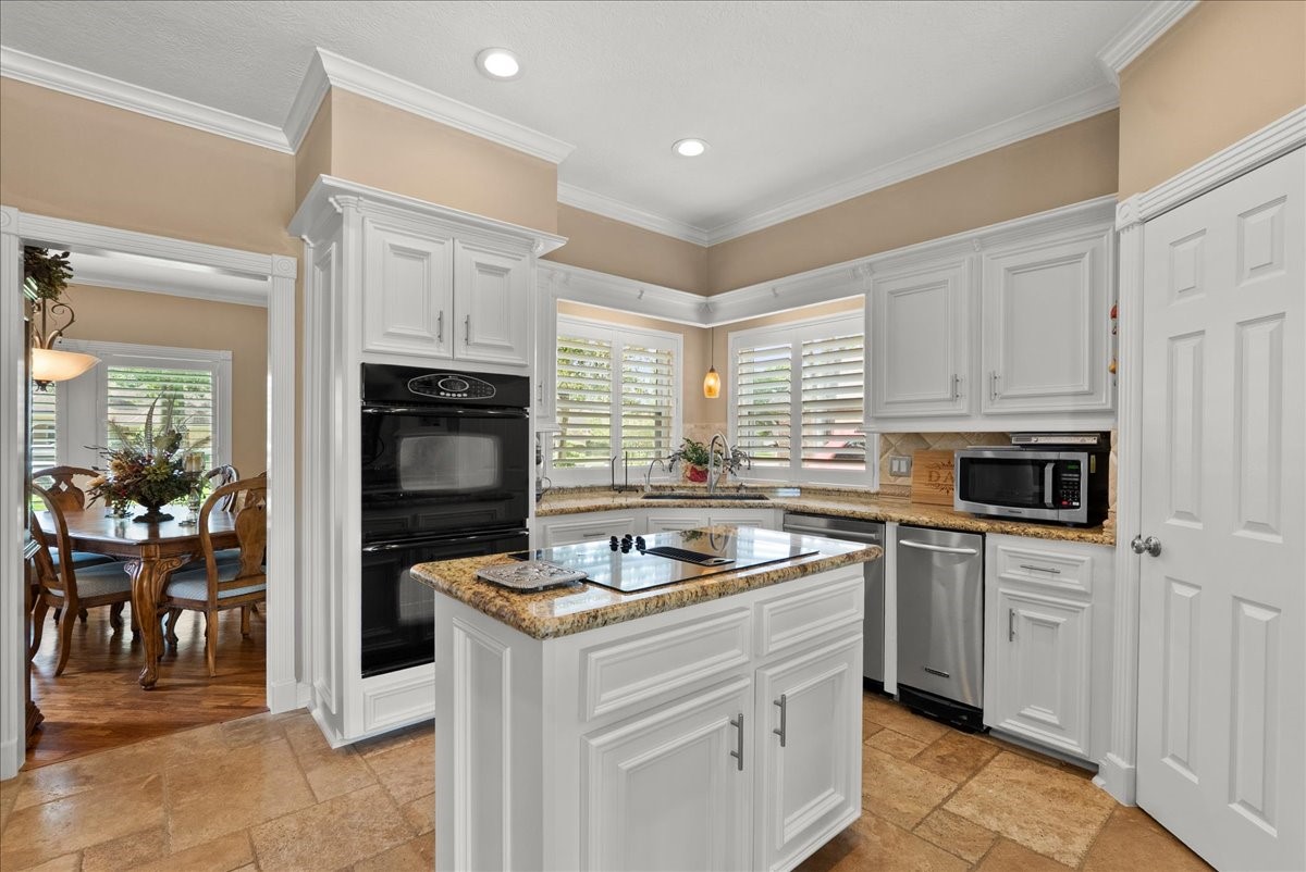 308 Oak Haven Street Property Photo 13