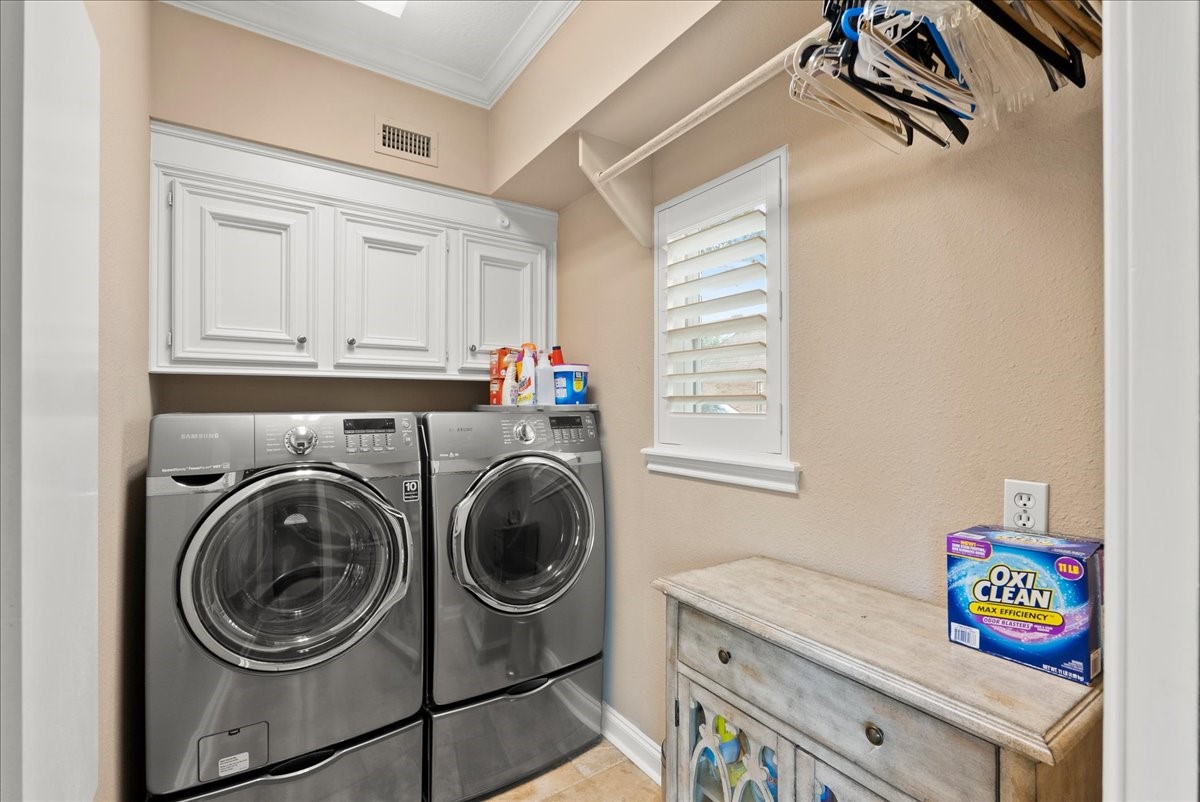 308 Oak Haven Street Property Photo 37