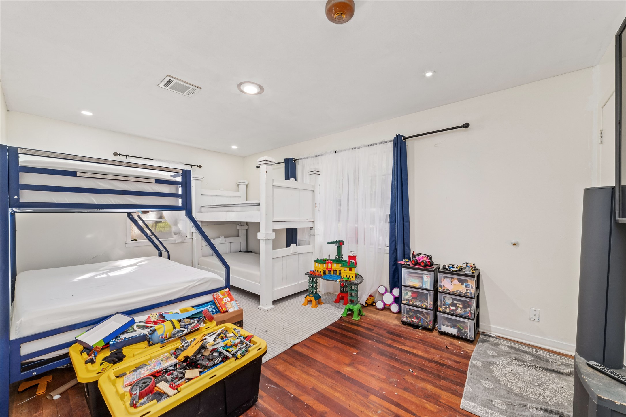 1819 Y U Jones Road Property Photo 16