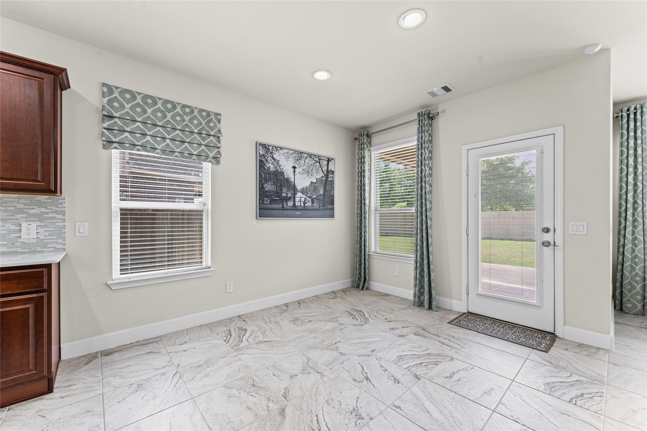 15723 Huddleston Drive Drive Property Photo 14