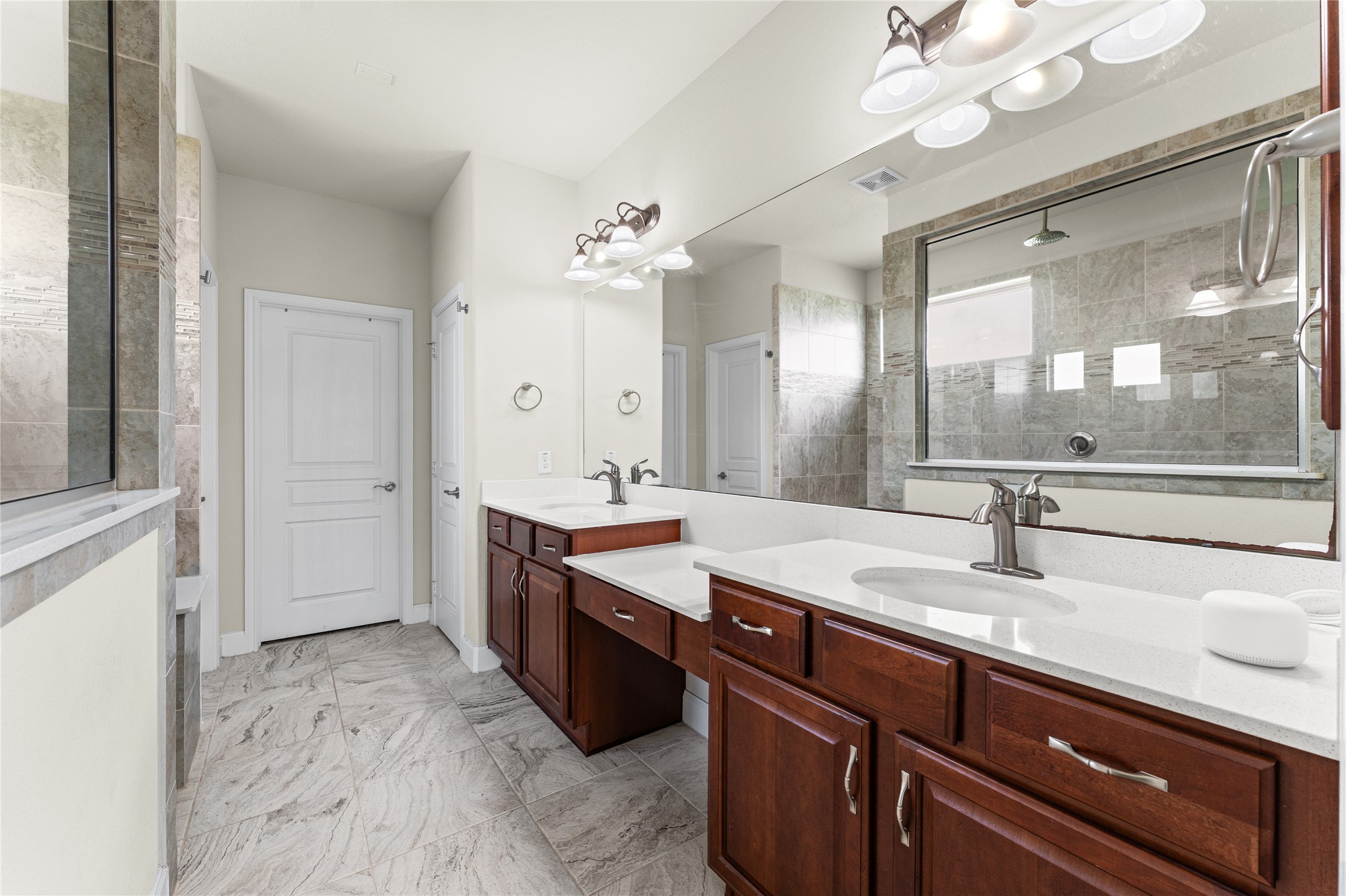 15723 Huddleston Drive Drive Property Photo 18
