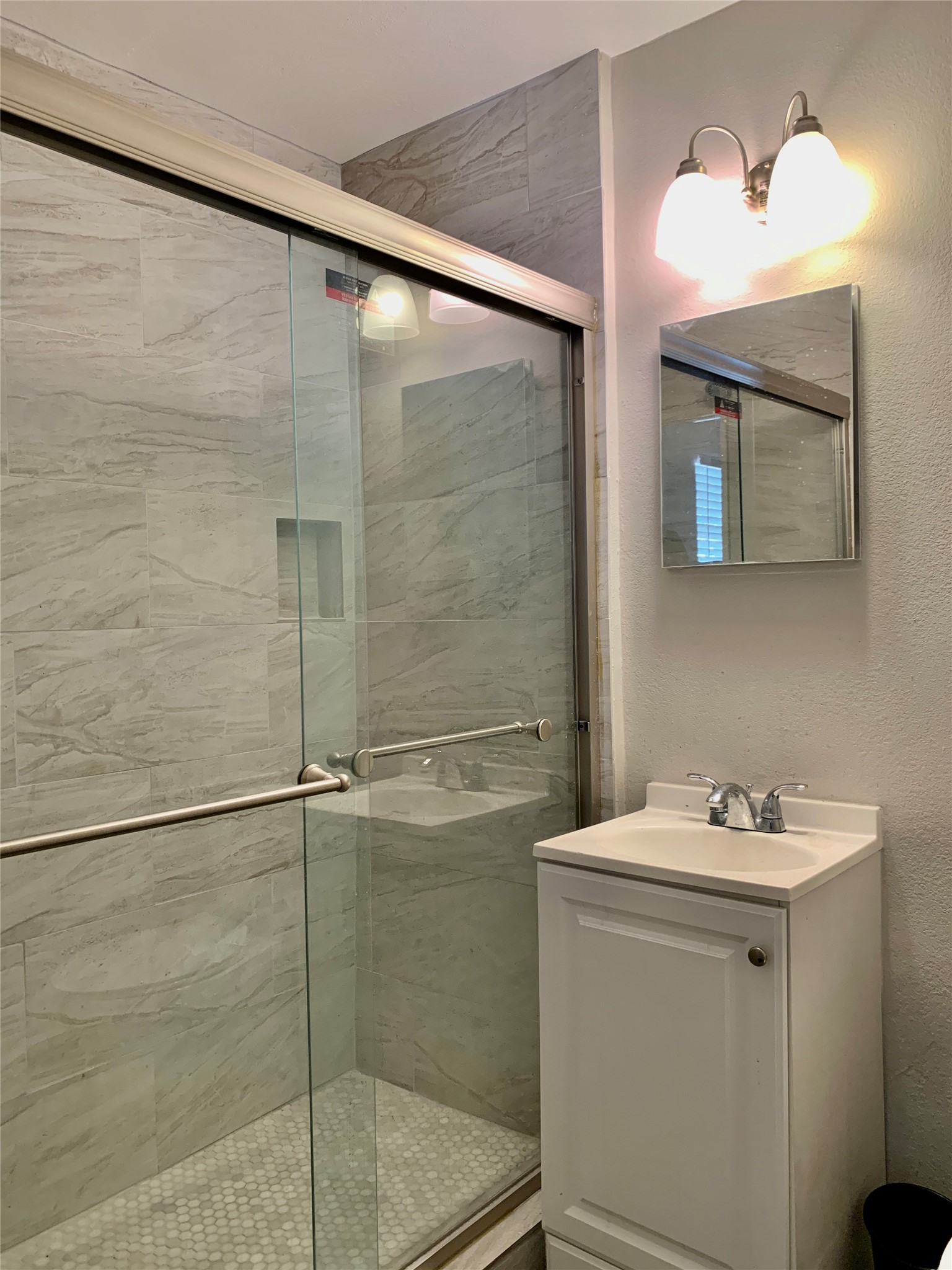 6702 Fulton St 4 Property Photo 6