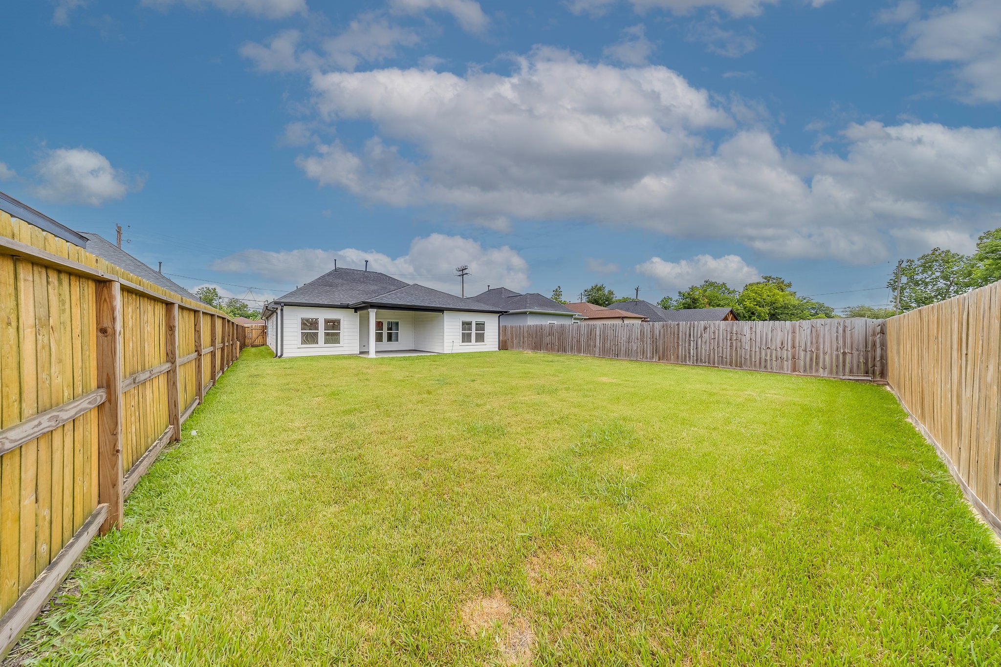 2309 Minnesota Street Property Photo 8