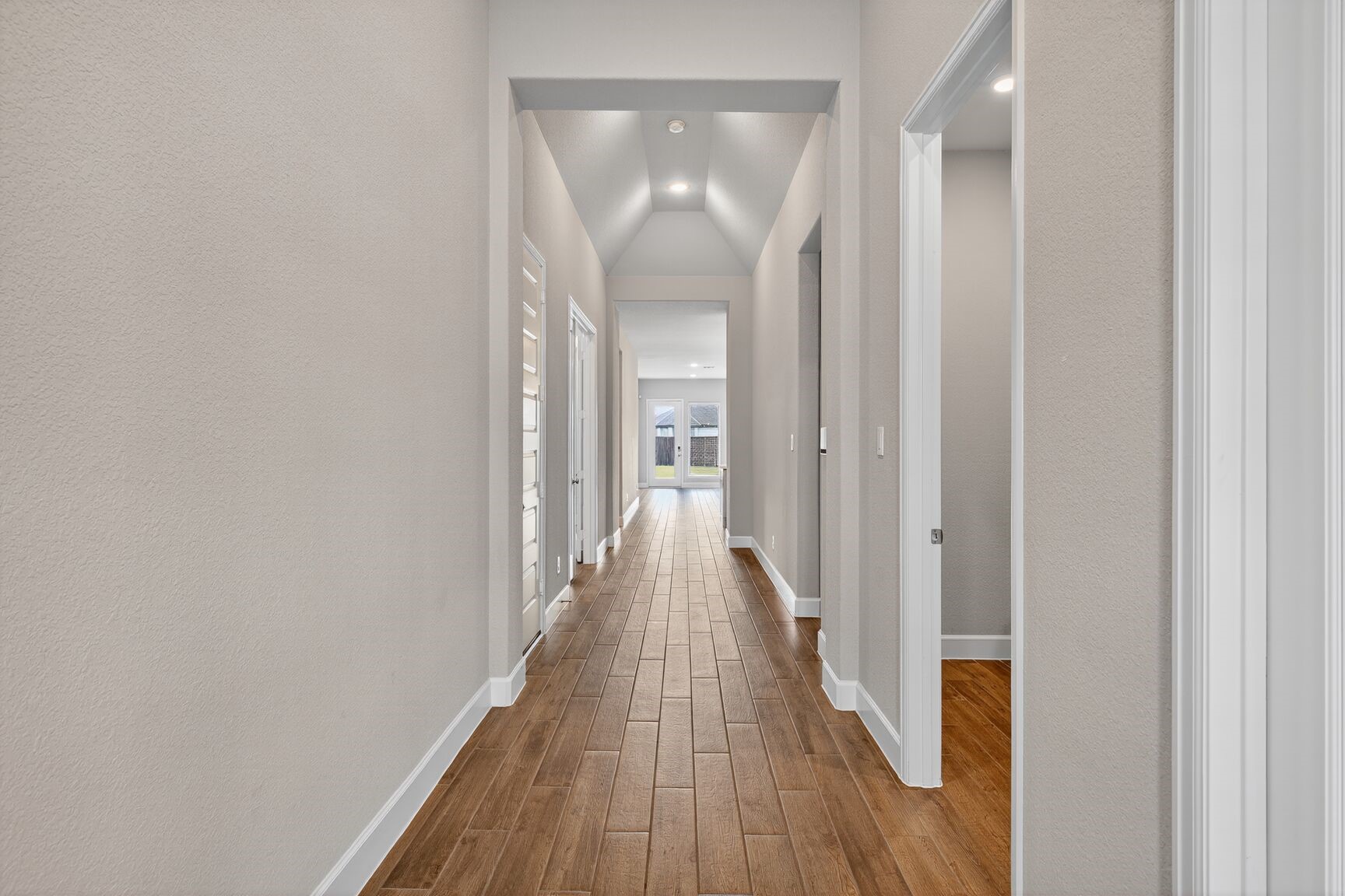 7435 Denali Drive Property Photo 3