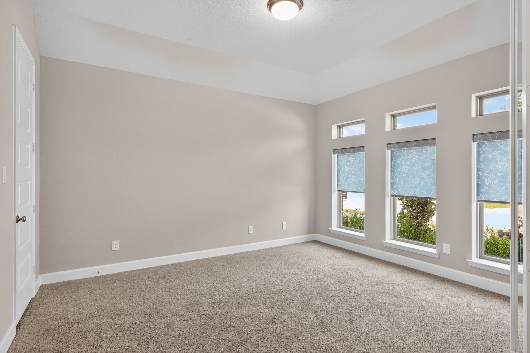 7435 Denali Drive Property Photo 4