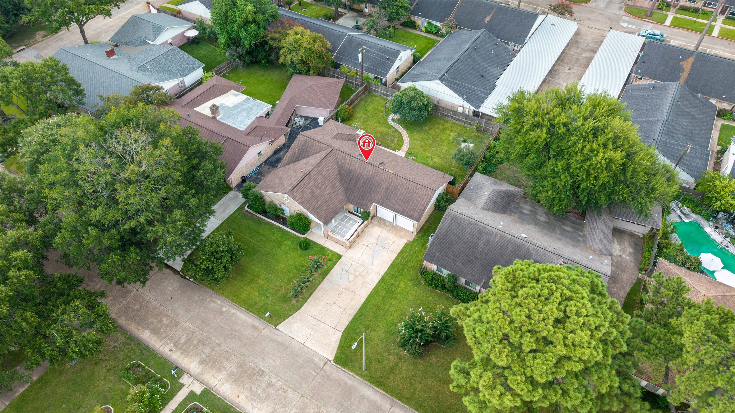 11411 Ash Creek Drive Property Photo 3