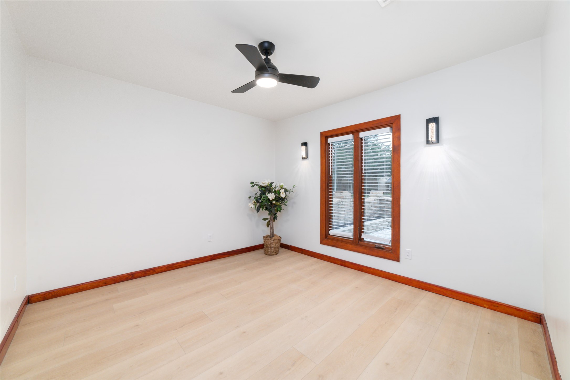 11411 Ash Creek Drive Property Photo 22