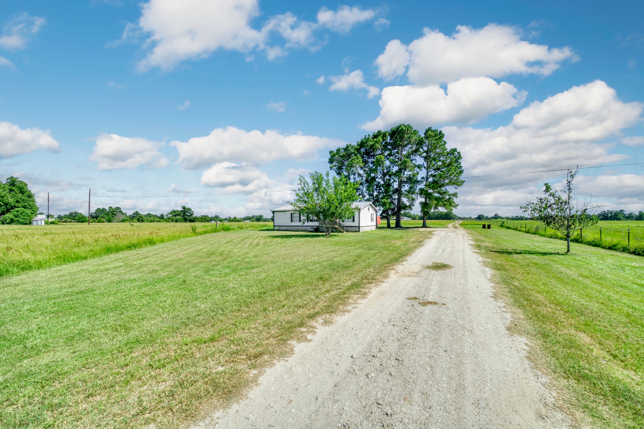 6464 County Road 146 Property Photo 4