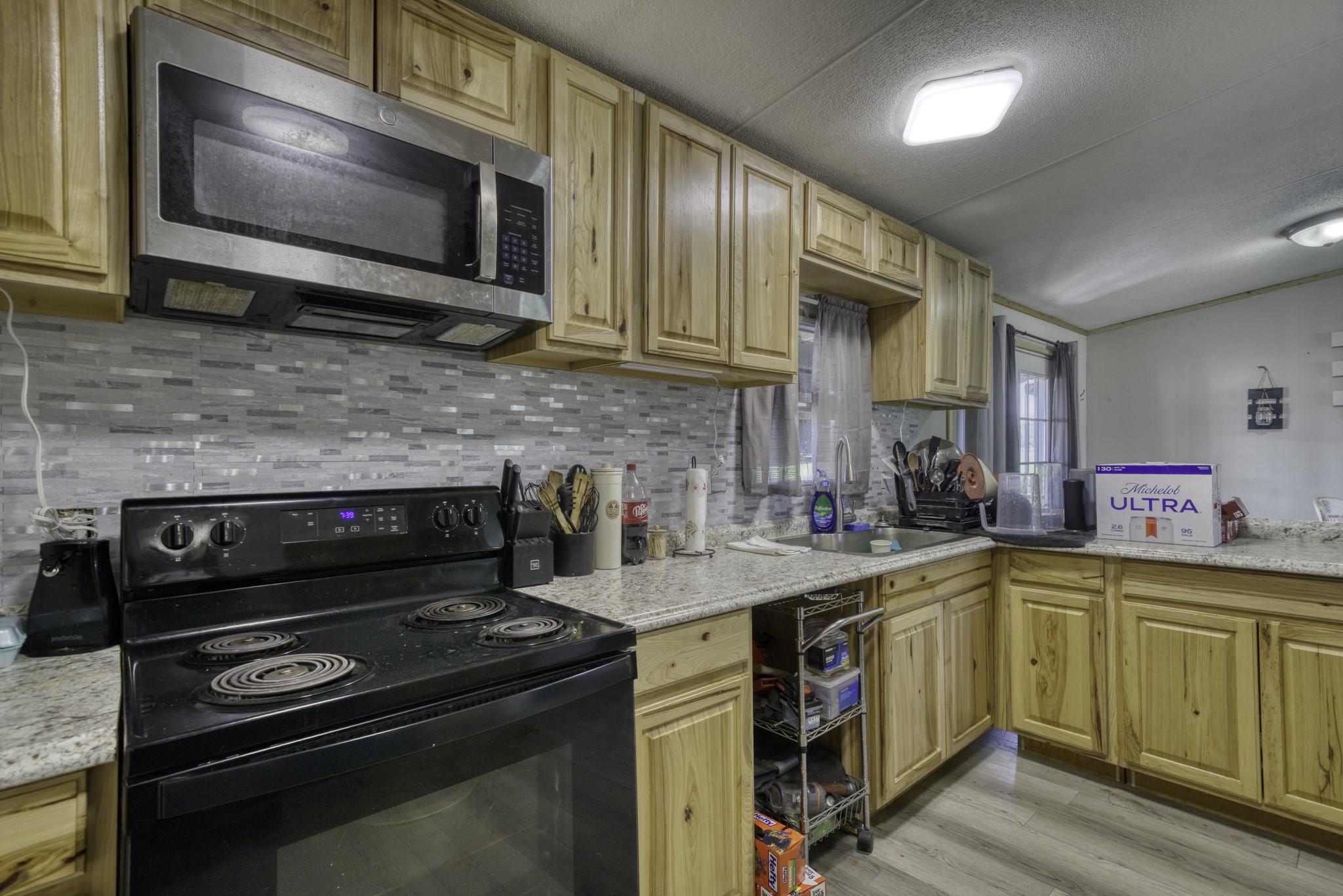 6464 County Road 146 Property Photo 12