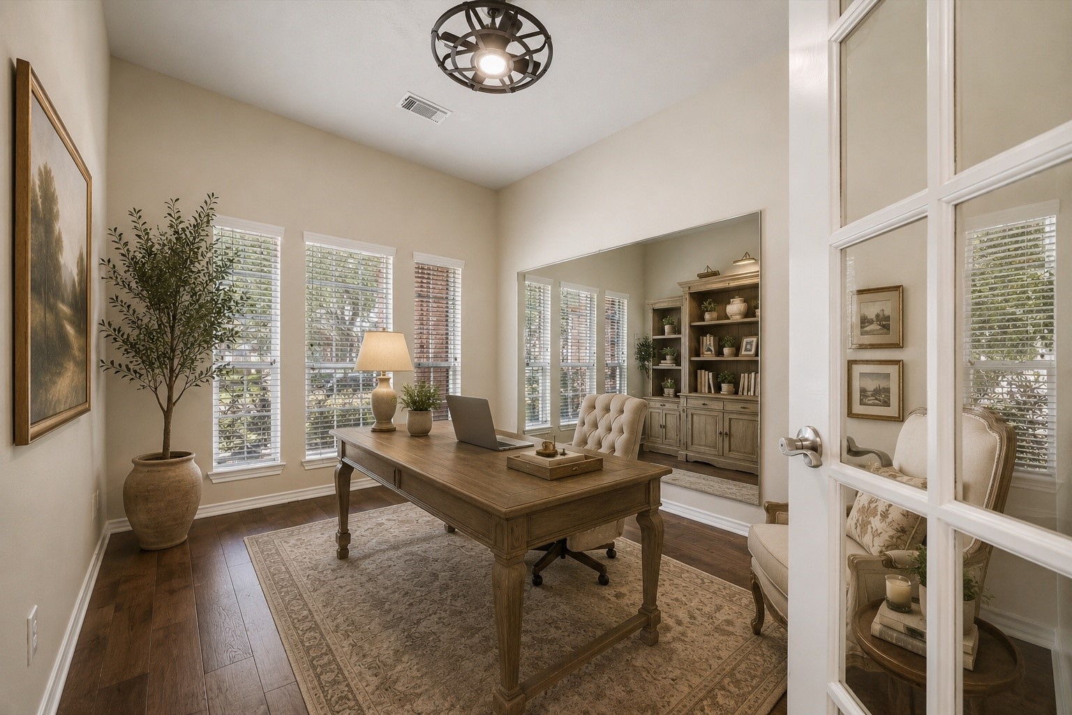 1007 Longdraw Drive Property Photo 4