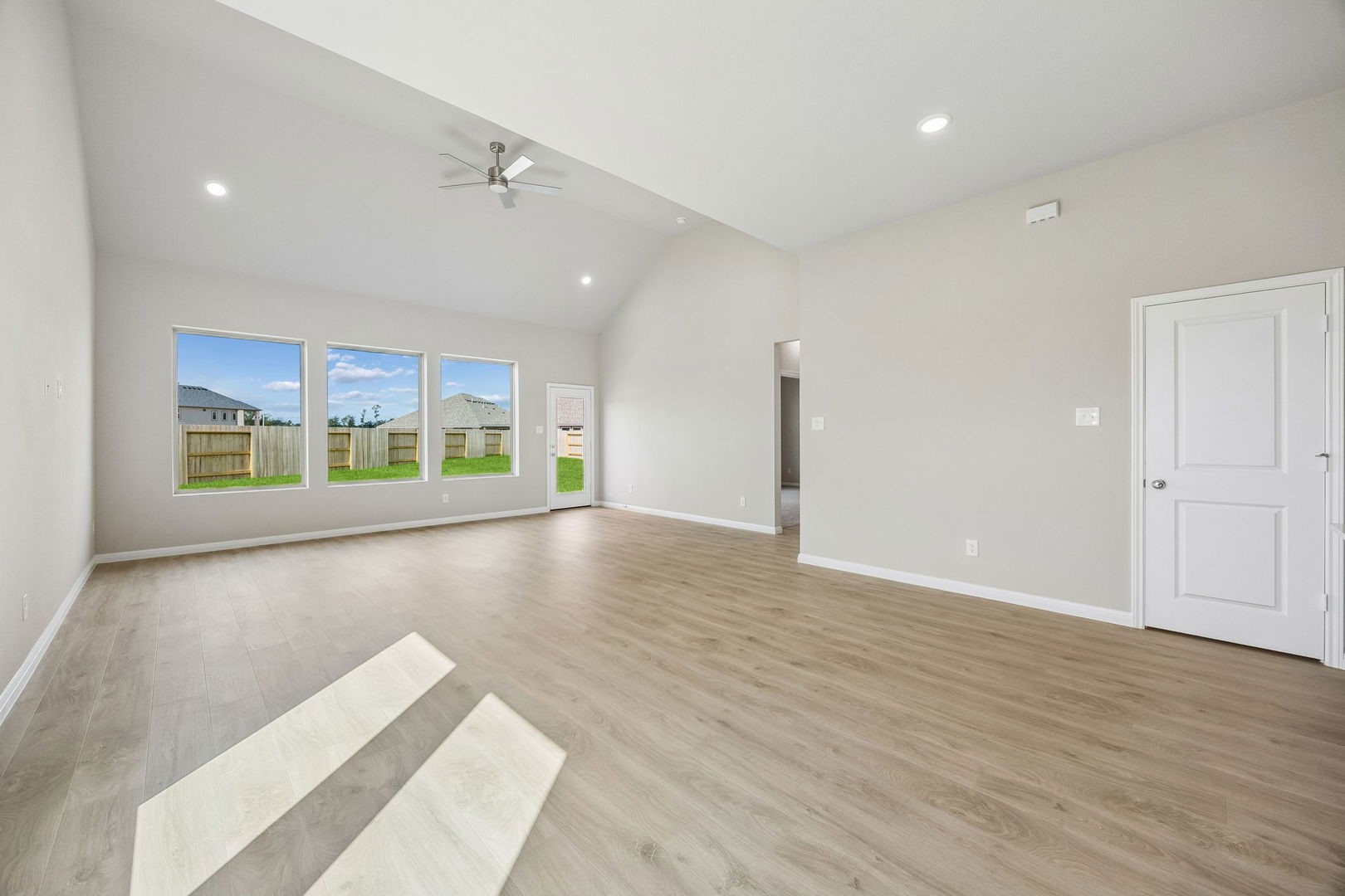 1202 Pavia Fields Drive Property Photo 8