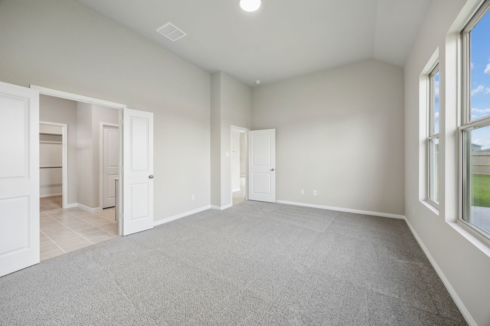 1202 Pavia Fields Drive Property Photo 14
