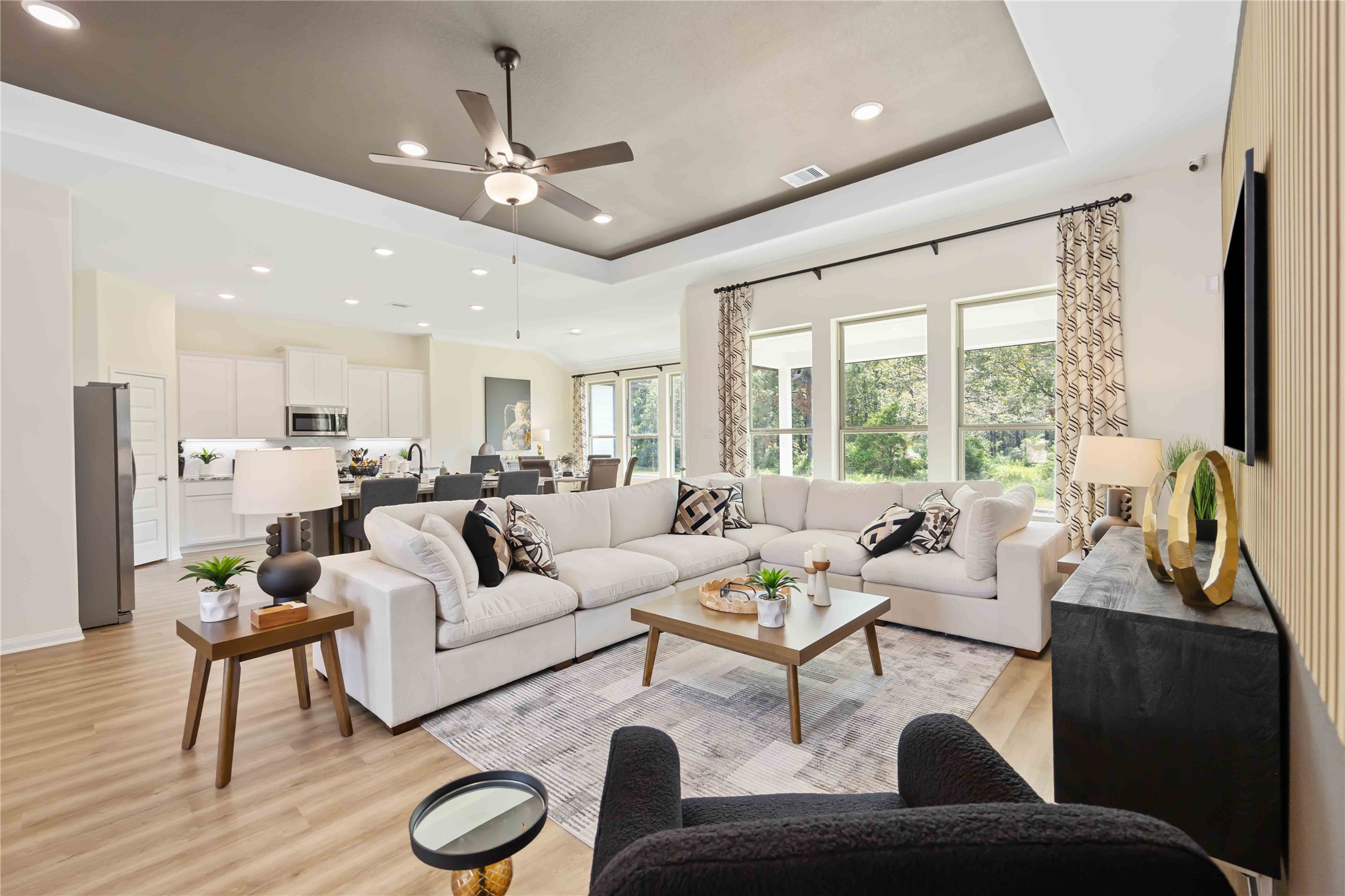 9510 Tree House Court Property Photo 2