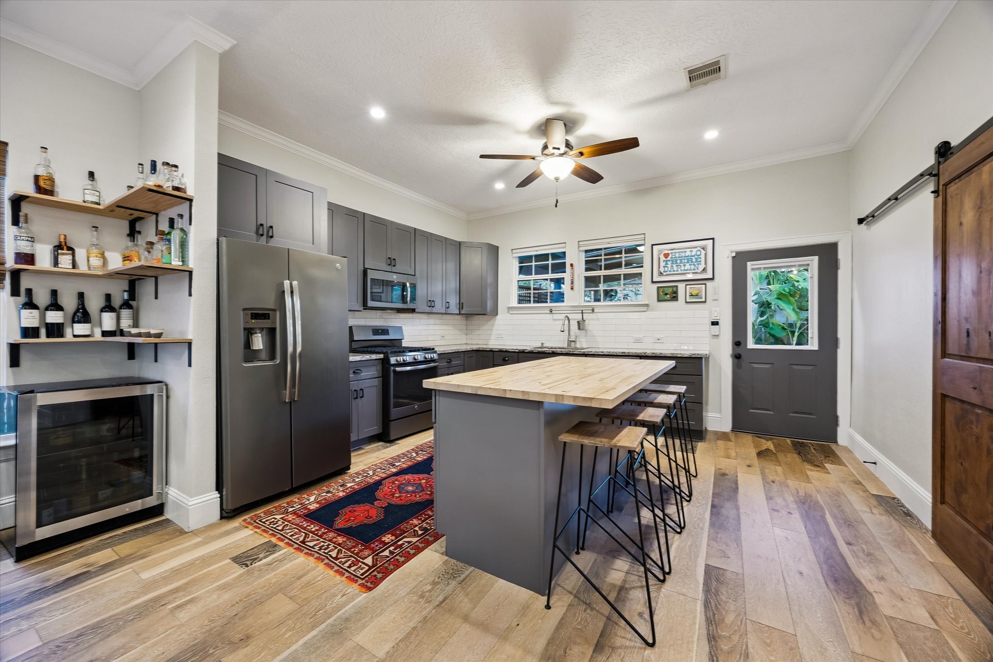 106 Alma Street Property Photo 16
