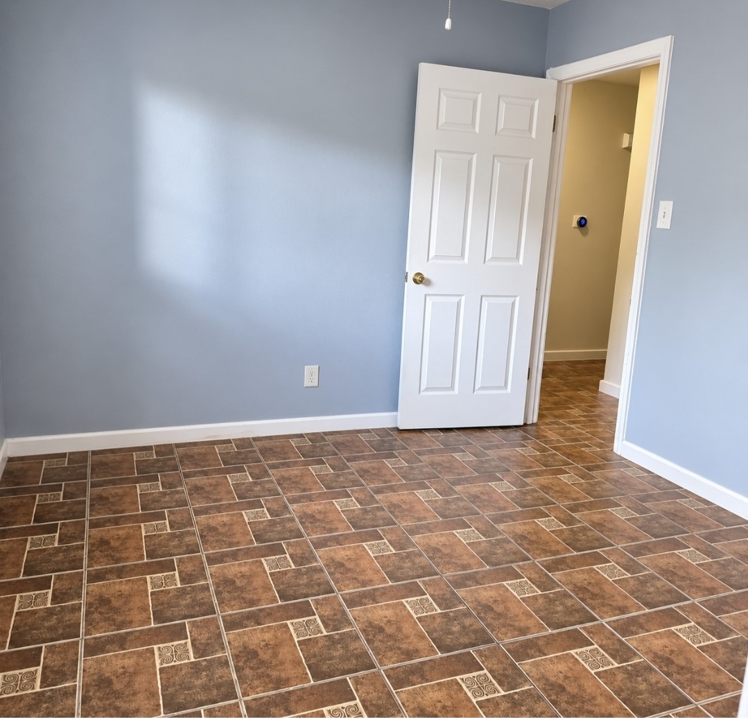 11010 Sageriver Drive Property Photo 8
