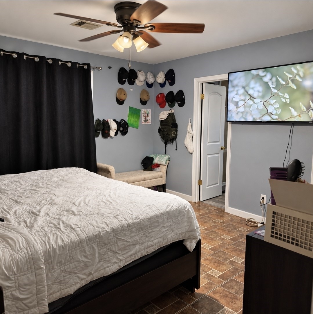 11010 Sageriver Drive Property Photo 9