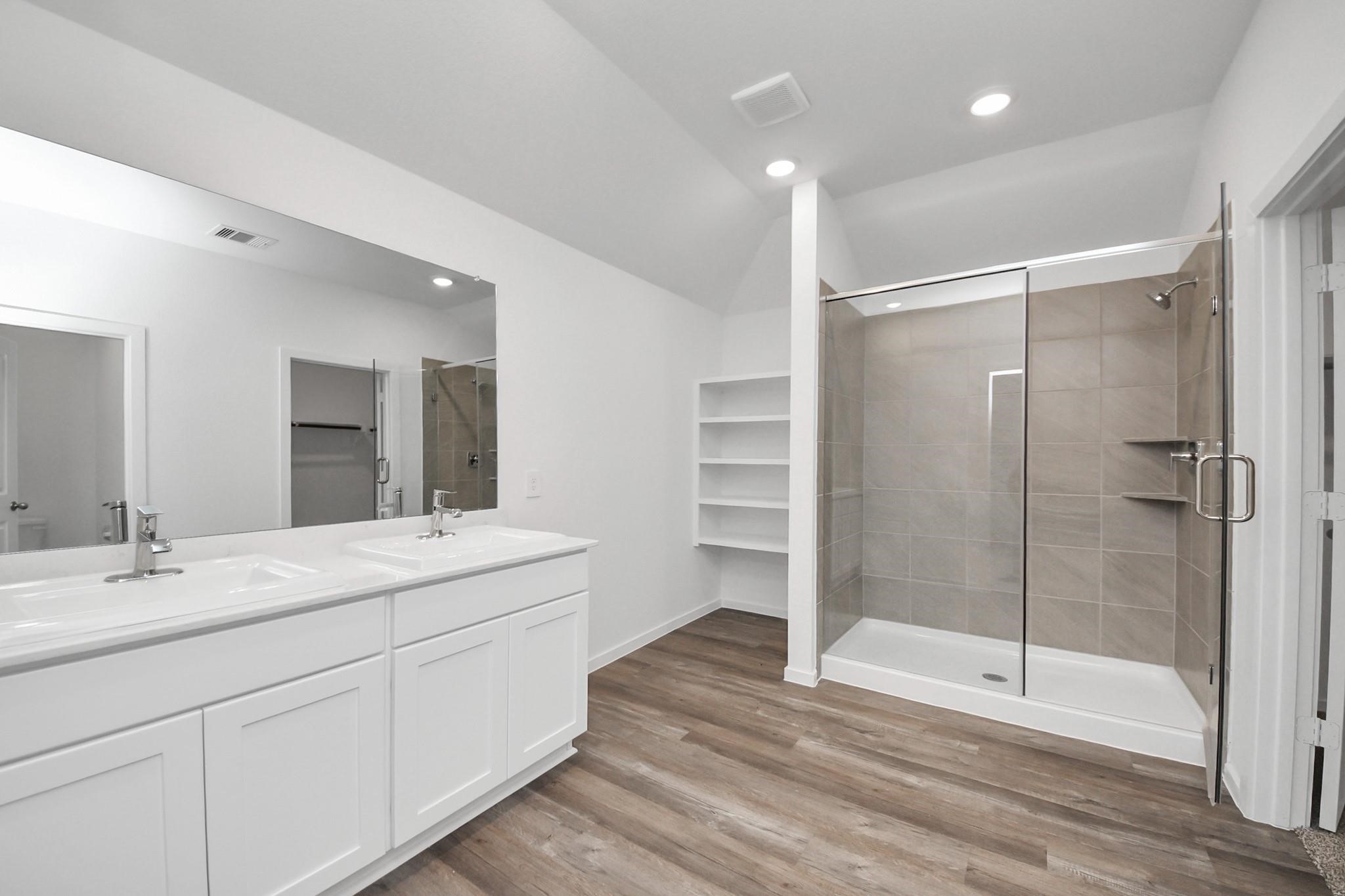 6003 Bella Breeze Drive Property Photo 13