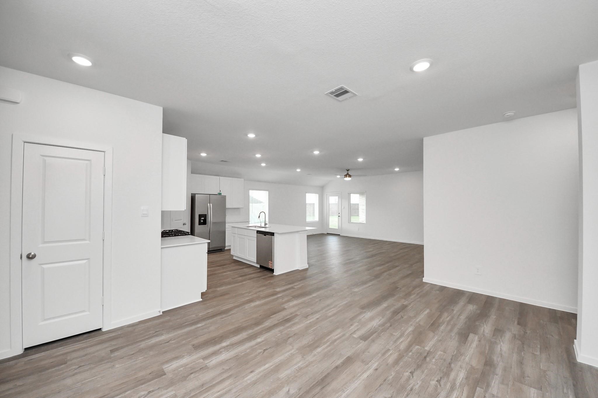 6003 Bella Breeze Drive Property Photo 23