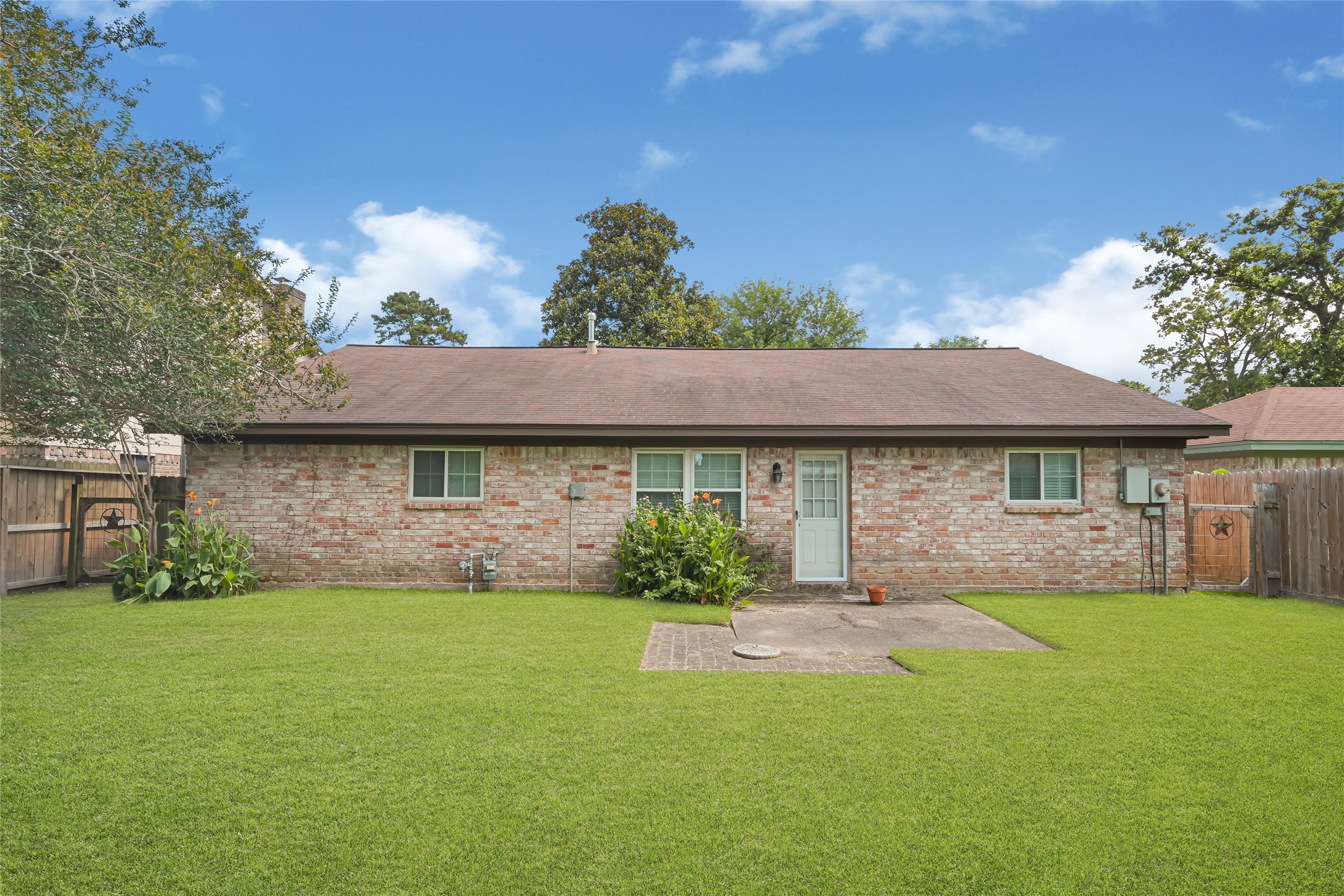 2426 Deasa Drive Property Photo 26