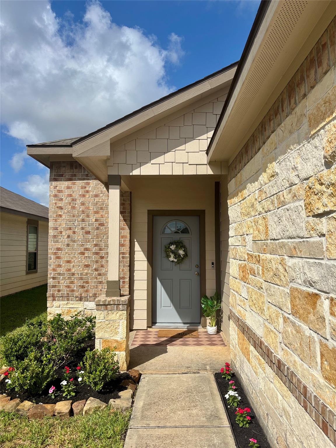 14211 Grand Hills Drive Property Photo 3