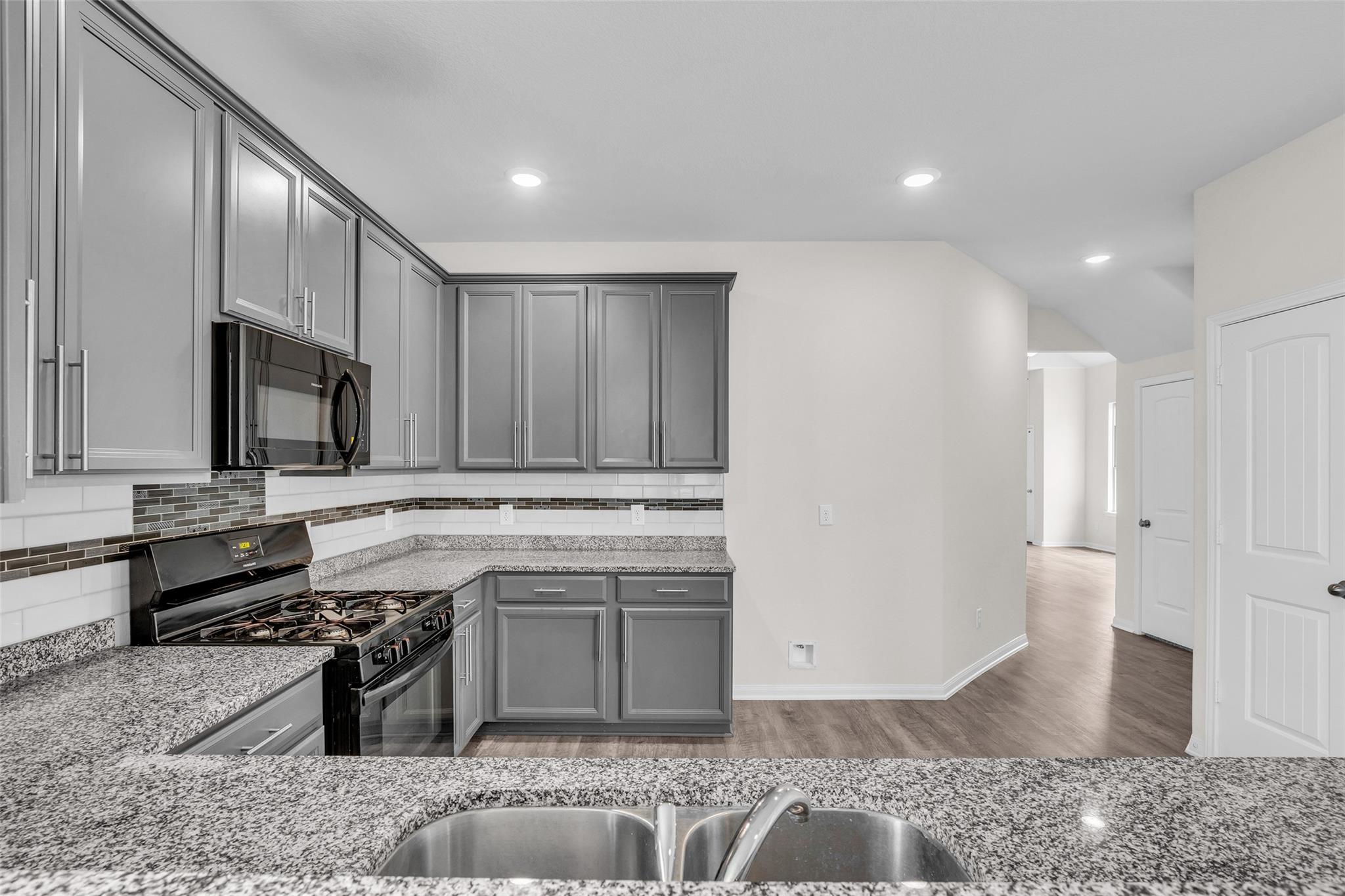 14211 Grand Hills Drive Property Photo 14