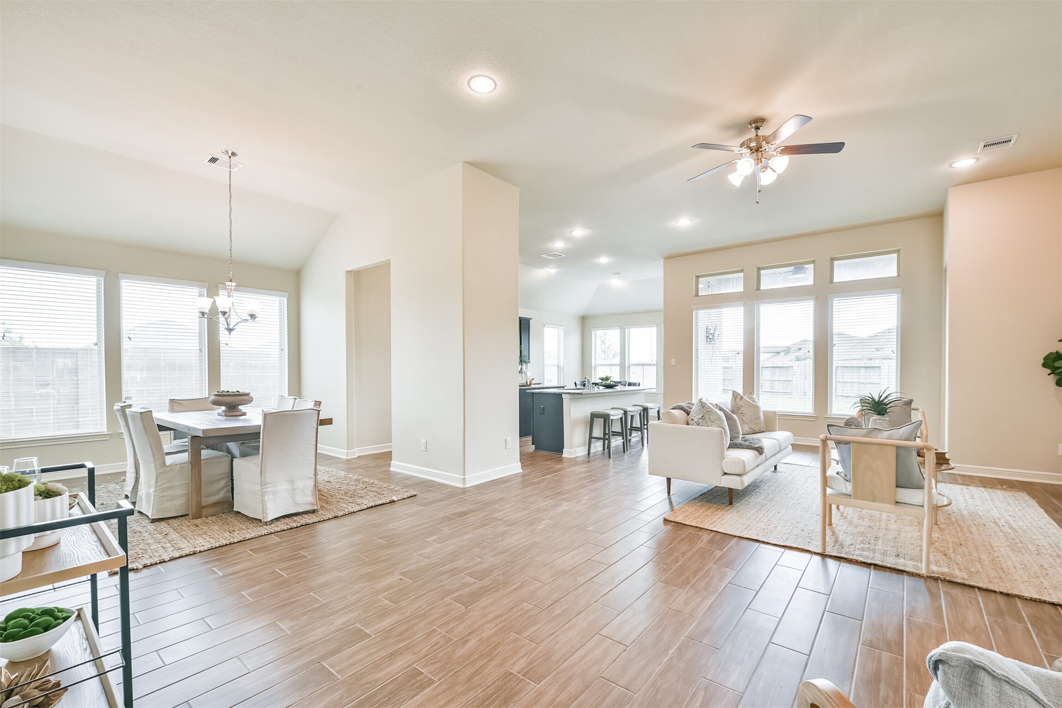12617 White Cove Drive Property Photo 10